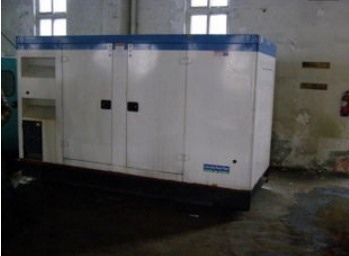 巴音郭楞康明斯150kw大型柴油二手发电机组 巴音郭楞康明斯150kw大型柴油二手发电机组